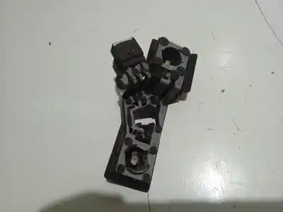 Pezzo di ricambio per auto di seconda mano portalampada per nissan primera (p11) 2.0 16v riferimenti oem iam 5706ptdi