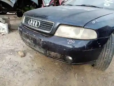 Recambio de automóvil de segunda mano de PARAGOLPES DELANTERO para AUDI A4 AVANT (B5)  referencias OEM IAM   