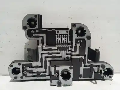 Second-hand car spare part Lampholder for RENAULT MEGANE I (BA0/1_) 1.4 16V (BA0D, BA1H, BA0W, BA10) OEM IAM references   