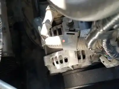 Peça sobressalente para automóvel em segunda mão ALTERNADOR por TOYOTA AURIS (_E18_)  Referências OEM IAM 270600R090  