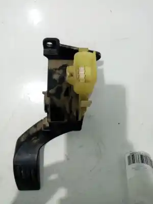 Автозапчастина б/у педаль акселератора для ford focus i sedán (dfw) 1.8 turbo di / tddi посилання на oem iam 2m519f836ac  