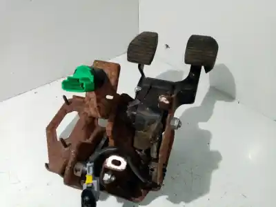 Second-hand car spare part accelerator pedal for renault 5 1.1 oem iam references   