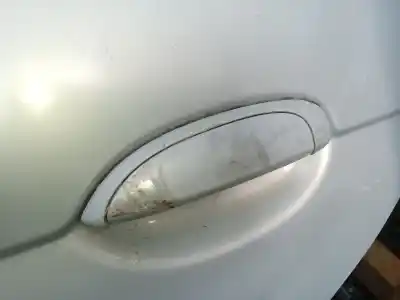 Автозапчасти б/у задняя левая наружная ручка за RENAULT SCENIC (JA..) 1.9 DCI Authentique ссылки OEM IAM 7700433075  