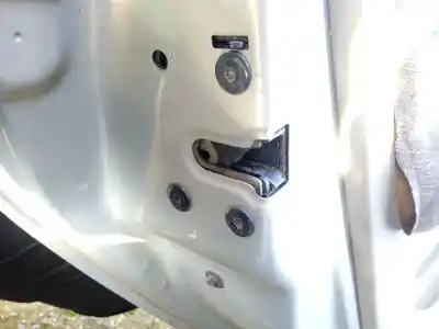 Автозапчастина б/у ЗАМОК ДВЕРЕЙ ЗАДНЬОГО ЛІВОГО для RENAULT SCENIC (JA..)  Посилання на OEM IAM 7701473173  