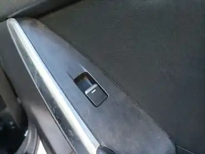 Recambio de automóvil de segunda mano de mando elevalunas trasero derecho para mazda 6 berlina (gj) 2.2 style referencias oem iam gmm666380