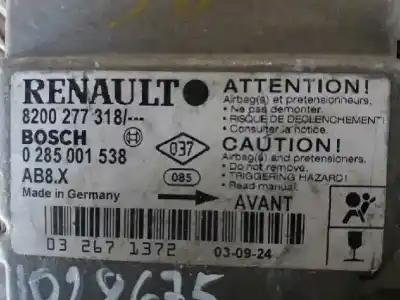 Автозапчастина б/у блок управління подушками безпеки для renault clio ii fase ii (b/cb0) 1.2 посилання на oem iam 0285001538  8200277318