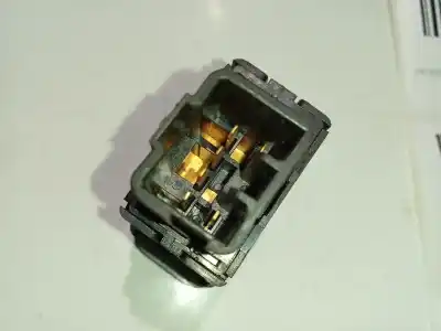 Pezzo di ricambio per auto di seconda mano interruttore per kia joice ls riferimenti oem iam 93700m2400  