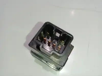 Pezzo di ricambio per auto di seconda mano interruttore per kia joice ls riferimenti oem iam 93700m2500  