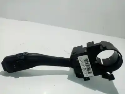 Peça sobressalente para automóvel em segunda mão comutador de piscas  por audi a6 berlina (4b2) 2.5 v6 24v tdi referências oem iam 8l0953513h