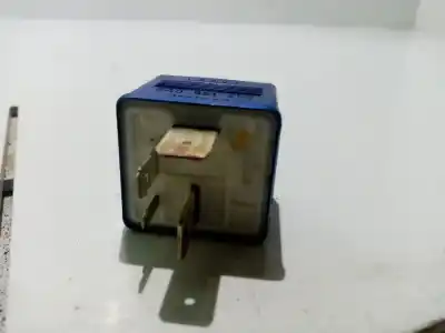 Pezzo di ricambio per auto di seconda mano relè per audi a6 berlina (4b2) 2.5 v6 24v tdi riferimenti oem iam 8a0951253  