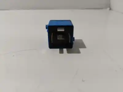 Pezzo di ricambio per auto di seconda mano relè per bmw x5 (e70) 3.0 d riferimenti oem iam 61366915327  