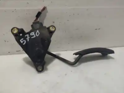 Second-hand car spare part accelerator pedal for renault scénic ii (jm0/1_) 1.9 dci (jm0g, jm12, jm1g, jm2c) oem iam references 8200155989