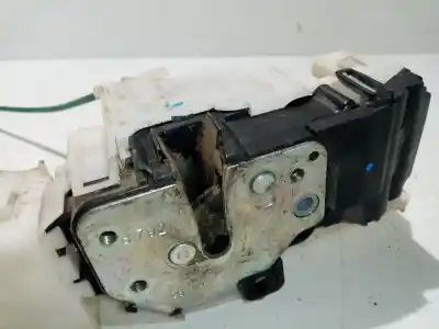 Pezzo di ricambio per auto di seconda mano serratura porta anteriore sinistra per lancia ypsilon (101) 1.4 16v platino riferimenti oem iam 51739844  