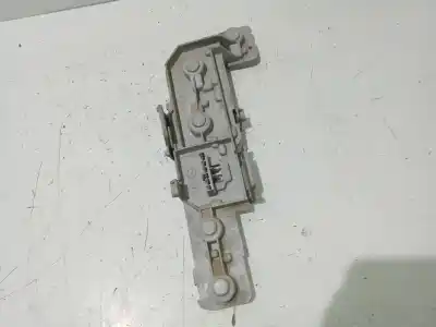Pezzo di ricambio per auto di seconda mano portalampada per opel vectra c (z02) 1.9 cdti (f69) riferimenti oem iam   