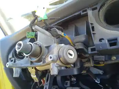 Pezzo di ricambio per auto di seconda mano Interruttore Di Avviamento per MINI MINI (R50, R53) ONE D Riferimenti OEM IAM 51210030311  
