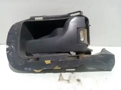 Pezzo di ricambio per auto di seconda mano maniglia interna anteriore destra per mercedes vito (w638) caja cerrada 112 cdi  (638.094) riferimenti oem iam a6387660878