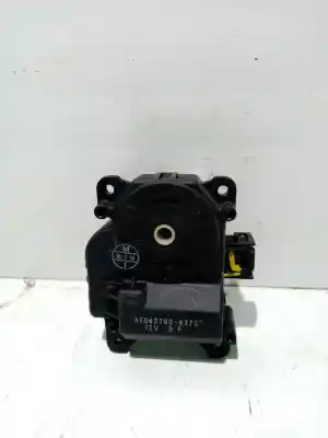 Pezzo di ricambio per auto di seconda mano MOTORE APERTURA BOCCOLE ARIA CONDIZIONATA per SMART FORFOUR (454)  Riferimenti OEM IAM AE0637008320  