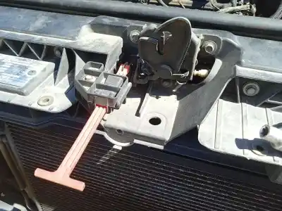 Автозапчасти б/у замок капота за FIAT STILO (192_) 1.4 16V (192AXH1B, 192BXH1B) ссылки OEM IAM 46806404  
