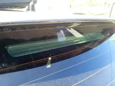 Peça sobressalente para automóvel em segunda mão farolim de travão central por fiat stilo (192_) 1.4 16v (192axh1b, 192bxh1b) referências oem iam 46758991