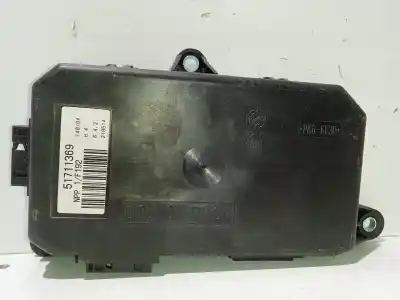 Peça sobressalente para automóvel em segunda mão módulo electrónico do fecho central por fiat stilo (192_) 1.4 16v (192axh1b, 192bxh1b) referências oem iam 51711369