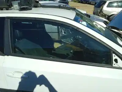 Peça sobressalente para automóvel em segunda mão vidro dianteiro direito por fiat stilo (192_) 1.4 16v (192axh1b, 192bxh1b) referências oem iam 46784988