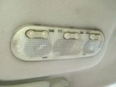 Автозапчасти б/у внутренний свет за RENAULT MEGANE II RANCHERA FAMILIAR (KM0/1_) 1.9 DCI ссылки OEM IAM 820073234  