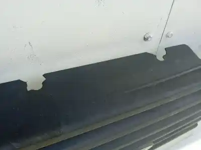 Автозапчастина б/у передня решіта для land rover range rover ii (p38a) 4.6 4x4 посилання на oem iam awr1617lml  