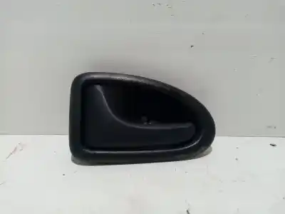 Автозапчасти б/у левая задняя внутренняя ручка за renault clio ii (bb_, cb_) 1.2 (bb0a, bb0f, bb10, bb1k, bb28, bb2d, bb2h, cb0a,... ссылки oem iam 8200646950