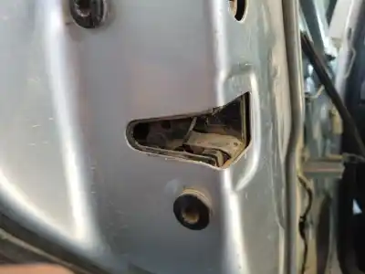 Peça sobressalente para automóvel em segunda mão FECHADURA DA PORTA TRASEIRA ESQUERDA por VW POLO (9N_, 9A_)  Referências OEM IAM 3B4839015AJ  3B4839015AN