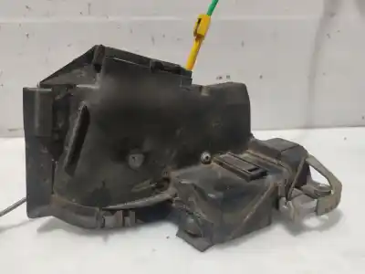 Second-hand car spare part front right door lock for bmw 5 (e39) 520 i oem iam references 51218235104  51218235102