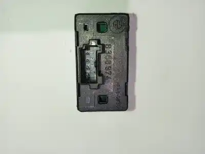 Pezzo di ricambio per auto di seconda mano interruttore alzacristalli anteriore destro per bmw 5 (e39) 520 i riferimenti oem iam 8368974  