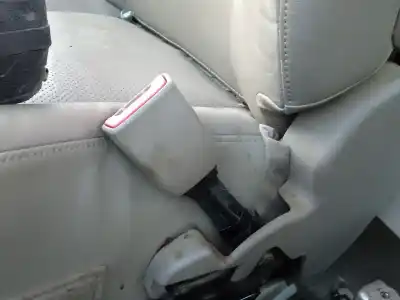 Автозапчасти б/у крюк для ремня передний правый за toyota rav 4 iii (_a3_) 2.2 d 4wd (ala30_) ссылки oem iam 7323042140e0  