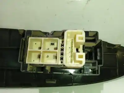 Автозапчасти б/у выключатель переднего правого окна за toyota rav 4 iii (_a3_) 2.2 d 4wd (ala30_) ссылки oem iam 7427242010  