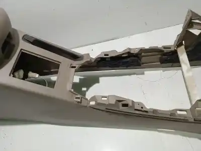 Автозапчасти б/у центральный подлокотник за toyota rav 4 iii (_a3_) 2.2 d 4wd (ala30_) ссылки oem iam 5890142051e1  