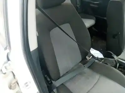 Автозапчастина б/у передній правий ремін безпеки для kia cee'd fastback (ed) 1.4 cvvt посилання на oem iam 888201h000eq