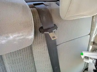 Автозапчасти б/у центральный задний ремень безопасности за RENAULT MEGANE II RANCHERA FAMILIAR (KM0/1_) 1.5 DCI (KM16, KM1E) ссылки OEM IAM 8200699571  