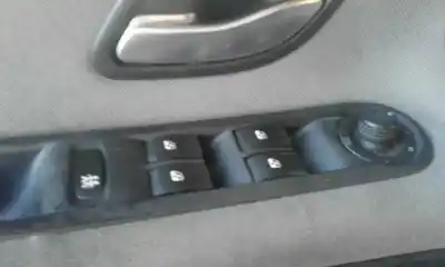 Автозапчасти б/у выключатель левого переднего окна за renault espace iv (jk0) privilege ссылки oem iam 8200315042  