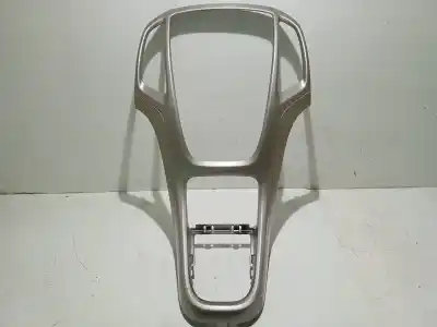 Pezzo di ricambio per auto di seconda mano MODANATURA per OPEL ASTRA J (P10)  Riferimenti OEM IAM 13257562  