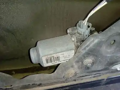 Автозапчасти б/у задний правый стеклорегулятор за renault laguna ii (bg0/1_) 1.9 dci (bg1a, bg1v) ссылки oem iam 8200485202  