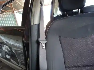 Автозапчастина б/у передній правий ремін безпеки для RENAULT LAGUNA II (BG0/1_) 1.9 DCI (BG1A, BG1V) Посилання на OEM IAM 8200687428  