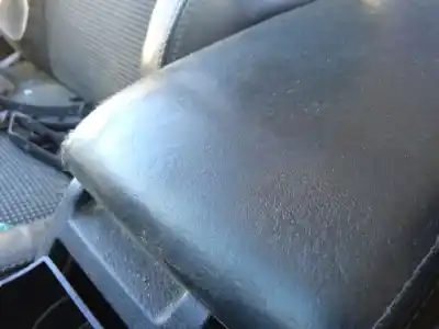 Автозапчастина б/у центральний подлокник для skoda superb i (3u4) 2.0 tdi посилання на oem iam 3u0863319  