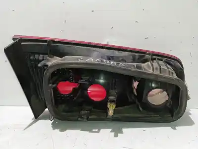 Автозапчасти б/у внутренний правый задний фонарь за renault laguna ii (bg0/1_) 1.9 dci (bg1a, bg1v) ссылки oem iam 8200262111  