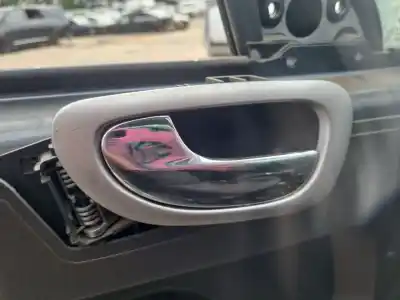 Second-hand car spare part interior left front handle for peugeot 307 sw (3h) 1.6 hdi 110 oem iam references 9143f4