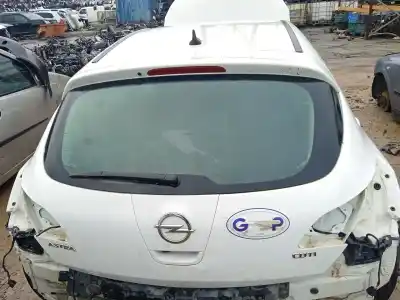 Автозапчасти б/у задняя дверь за opel astra j (p10) 2.0 cdti (68) ссылки oem iam 13372624