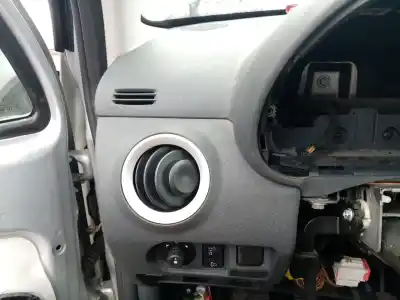 Автозапчастина б/у аератор для citroen c3 i (fc_, fn_) 1.1 i посилання на oem iam 8264x9  