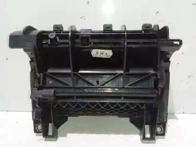 Автозапчастина б/у попільничка для audi a4 b7 (8ec) 2.5 tdi посилання на oem iam 8e0857951h  