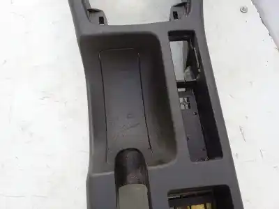 Автозапчасти б/у центральная консоль за audi a4 b7 (8ec) 2.5 tdi ссылки oem iam 8e0863241f  