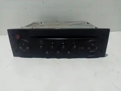 Piesă de schimb auto la mâna a doua SISTEM AUDIO / CD RADIO CASETOFON pentru RENAULT CLIO III (BR0/1, CR0/1)  Referințe OEM IAM 8200607915  