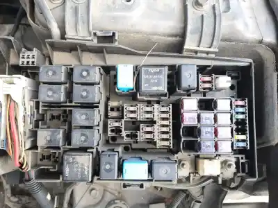 Second-hand car spare part Fuse Box Unit for MAZDA 6 HATCHBACK (GG) 2.0 (GGES) OEM IAM references 747466573CF  