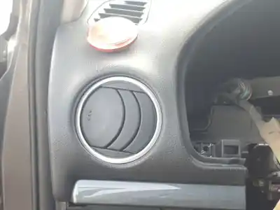 Second-hand car spare part air vent for mazda 6 hatchback (gg) 2.0 (gges) oem iam references gr1m6473002